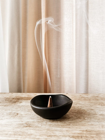 dish incense holder - no. 3